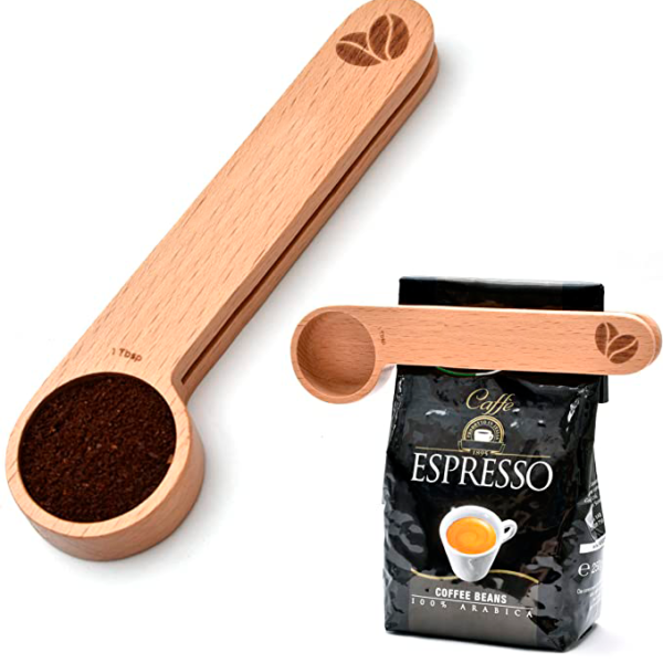cierre y cuchara en madera para cafe